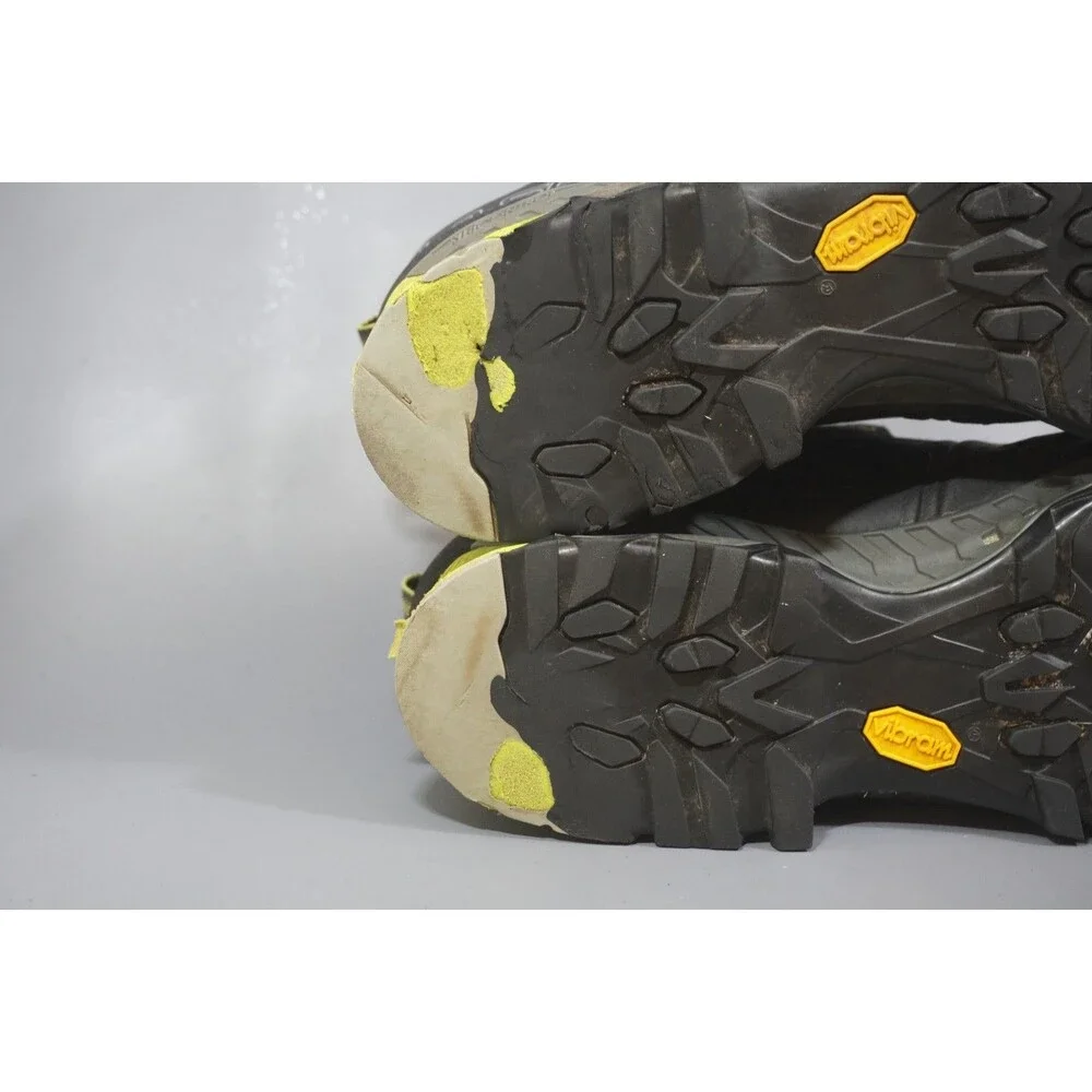 La Sportiva Spire GTX Shoes Mens Size 10.5 Black Gore-Tex Hiking Vibram 2104-C